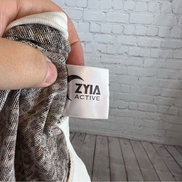 ZYIA Active Sweatshirt Women’s Small Cheetah Leopard Print Top Contrasting Trim - Picture 8 of 10